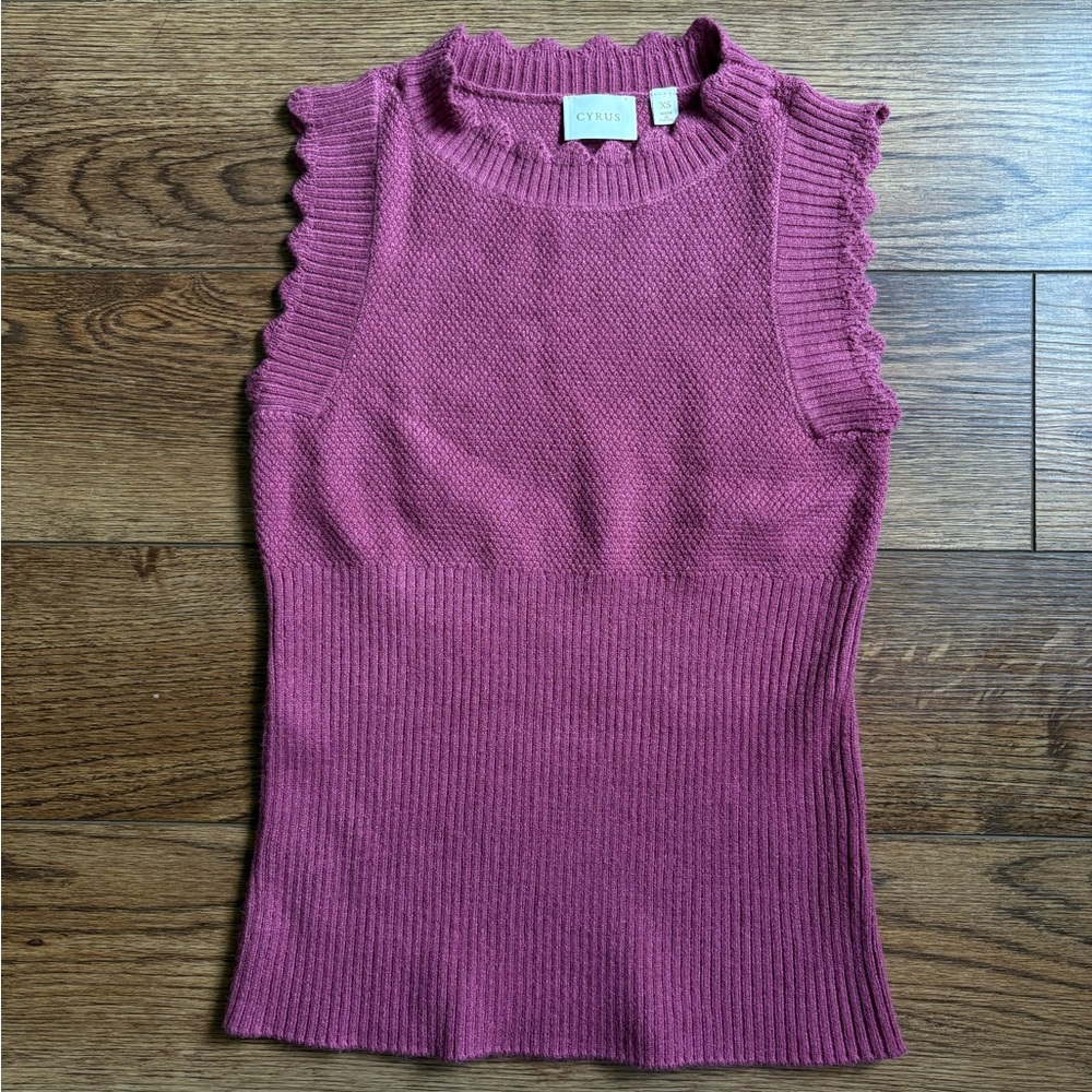 Cyrus Textured Sleeveless Sweater Mauve Wood Size XS